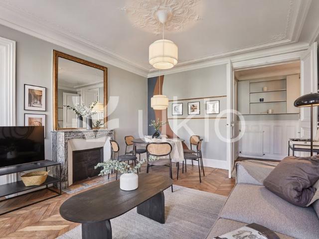 Tout savoir sur cet appartement dans le quartier Legendre Lévis, à Paris 17ème
