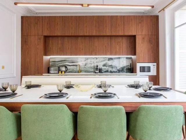 Tout savoir sur cet appartement dans le quartier Legendre Lévis, à Paris 17ème