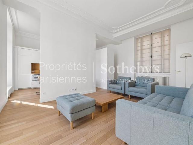 Tout savoir sur cet appartement dans le quartier Monnaie, à Paris 6ème