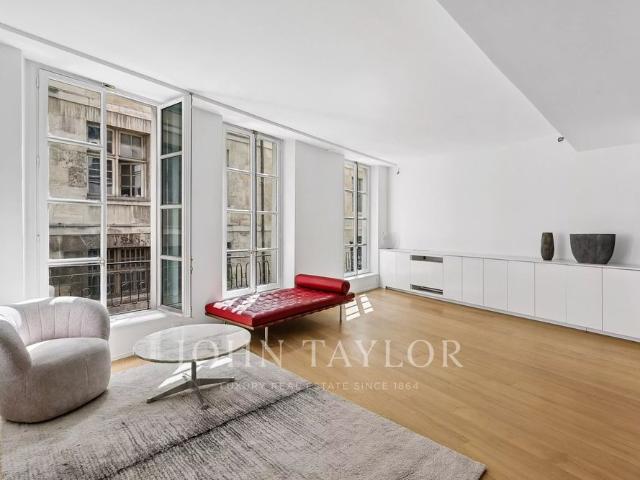 Tout savoir sur cet appartement dans le quartier Monnaie, à Paris 6ème
