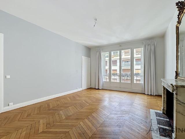 Tout savoir sur cet appartement dans le quartier Muette Nord, à Paris 16ème