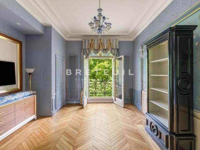 Tout savoir sur cet appartement dans le quartier Muette Nord, à Paris 16ème