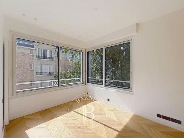 Tout savoir sur cet appartement dans le quartier Muette Nord, à Paris 16ème