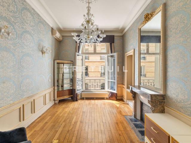 Tout savoir sur cet appartement dans le quartier Muette Nord, à Paris 16ème