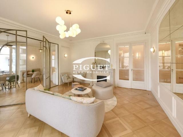 Tout savoir sur cet appartement dans le quartier Muette Nord, à Paris 16ème