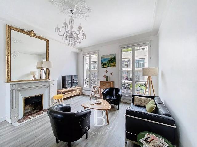 Tout savoir sur cet appartement dans le quartier Notre Dame des Champs, à Paris 6ème