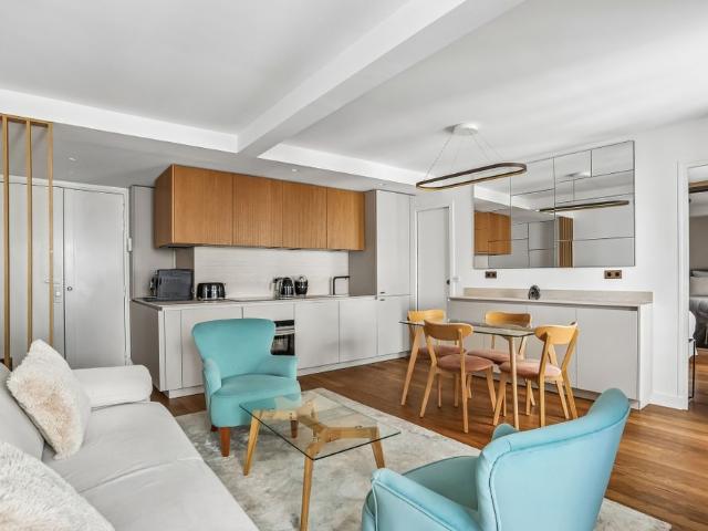 Tout savoir sur cet appartement dans le quartier Saint Germain des Prés, à Paris 6ème