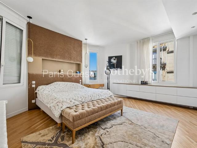 Tout savoir sur cet appartement dans le quartier Saint James Général Koenig, à Neuilly sur Seine