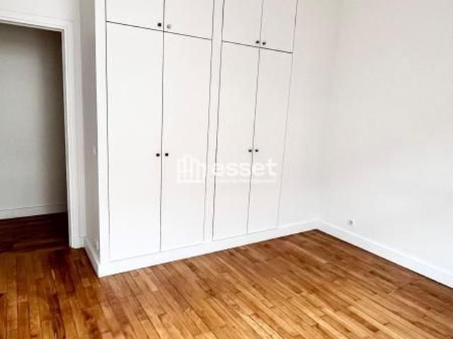 Tout savoir sur cet appartement dans le quartier Saint James Général Koenig, à Neuilly sur Seine