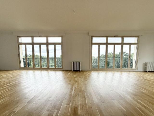 Tout savoir sur cet appartement dans le quartier Saint James Général Koenig, à Neuilly sur Seine