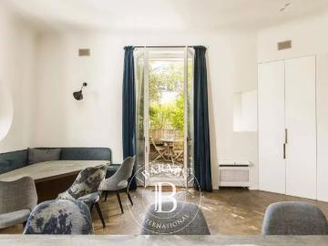 Tout savoir sur cet appartement dans le quartier Saint James Général Koenig, à Neuilly sur Seine