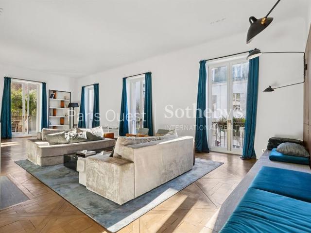 Tout savoir sur cet appartement dans le quartier Saint James Général Koenig, à Neuilly sur Seine
