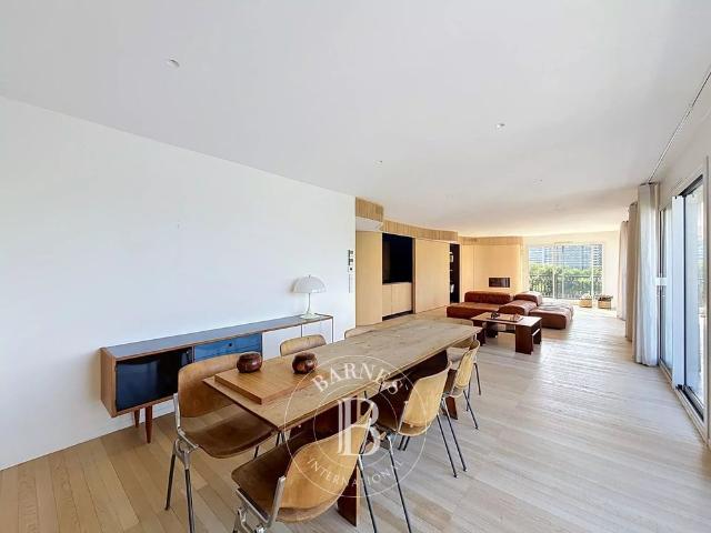 Tout savoir sur cet appartement dans le quartier Saint James Général Koenig, à Neuilly sur Seine