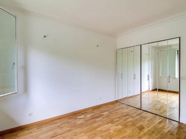 Tout savoir sur cet appartement dans le quartier Saint James Delabordère, à Neuilly sur Seine