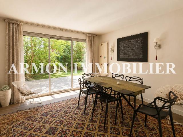 Tout savoir sur cet appartement dans le quartier Saint James Delabordère, à Neuilly sur Seine