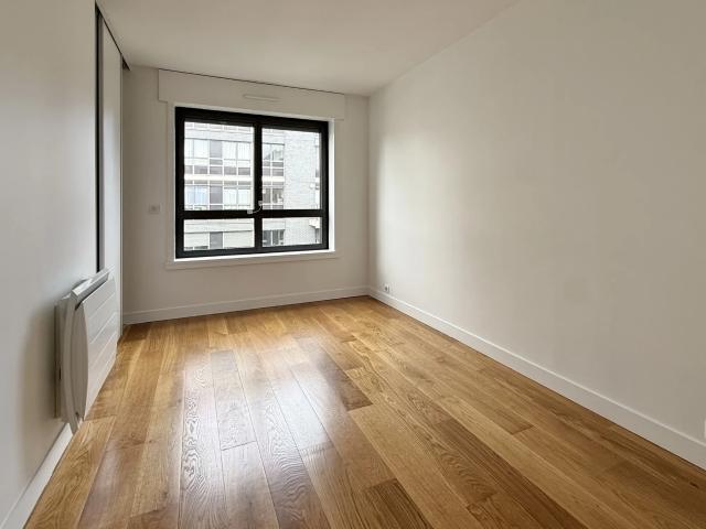 Tout savoir sur cet appartement dans le quartier Saint Lambert, à Paris 15ème