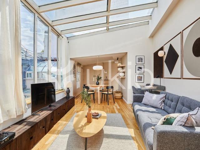 Tout savoir sur cet appartement dans le quartier Saint Philippe du Roule, à Paris 8ème