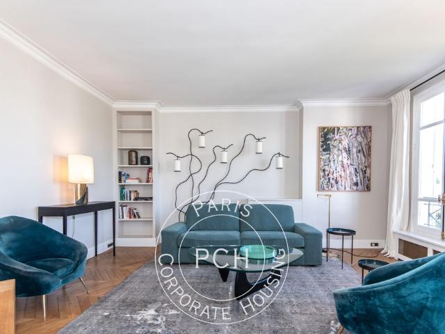 Tout savoir sur cet appartement dans le quartier Saint Thomas d'Aquin, à Paris 7ème