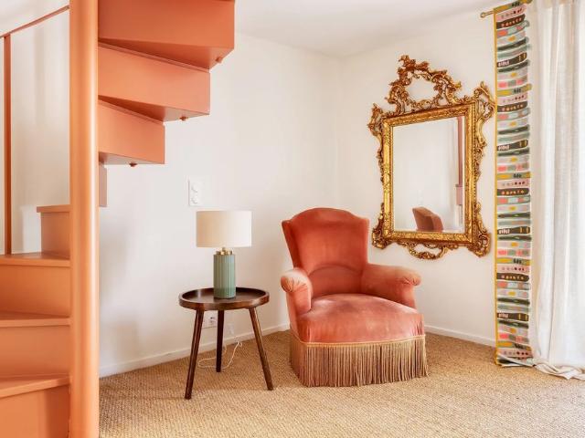 Tout savoir sur cet appartement dans le quartier Saint Thomas d'Aquin, à Paris 7ème