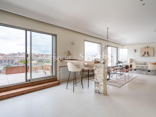 Tout savoir sur cet appartement dans le quartier Saint Victor, à Marseille 7ème
