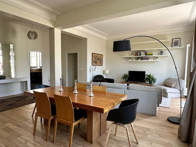 Tout savoir sur cet appartement dans le quartier Seine et Berges, à Paris 16ème