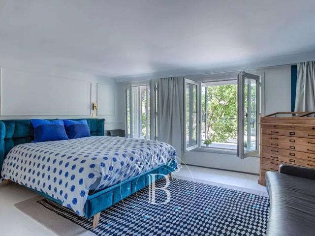 Tout savoir sur cet appartement dans le quartier Seine et Berges, à Paris 1er