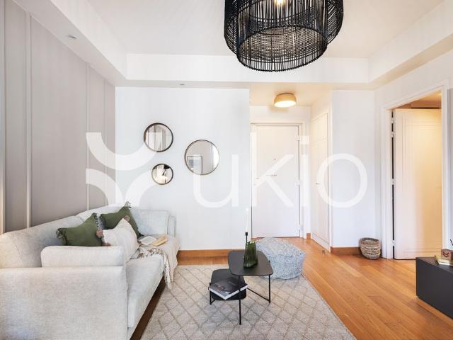 Tout savoir sur cet appartement dans le quartier Porte Dauphine, à Paris 16ème