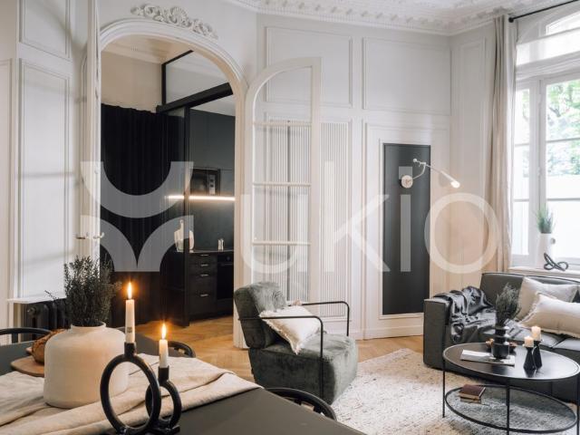 Tout savoir sur cet appartement dans le quartier Porte Dauphine, à Paris 16ème