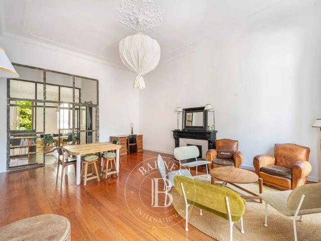Tout savoir sur cet appartement dans le quartier Palais de Justice, à Marseille 6ème