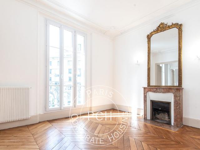 Tout savoir sur cet appartement dans le quartier Parc Monceau, à Paris 8ème