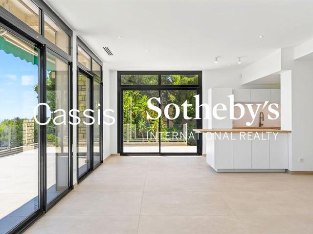 Tout savoir sur cet appartement dans le quartier Peripherie, à Cassis