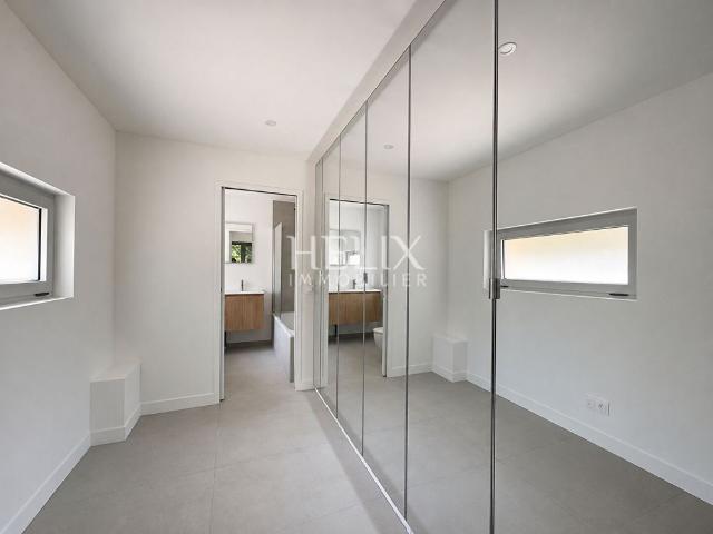 Tout savoir sur cet appartement dans le quartier Place Louis XIV, à Saint Germain en Laye