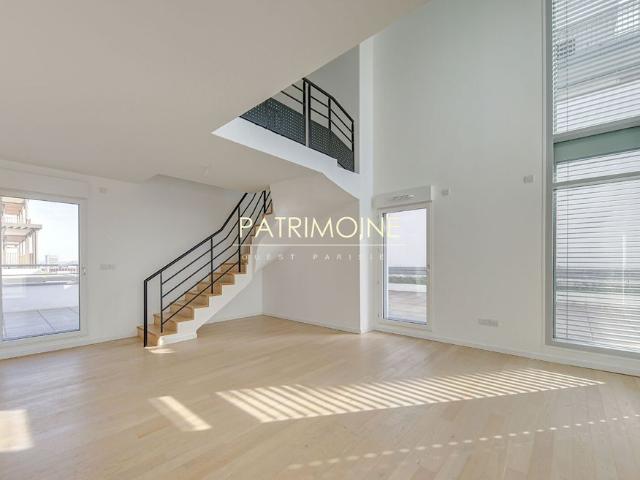 Tout savoir sur cet appartement dans le quartier Plateau Mont Valérien, à Rueil Malmaison