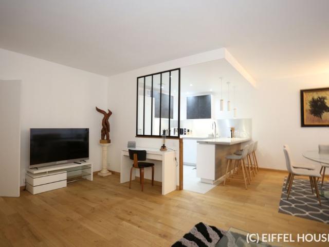 Tout savoir sur cet appartement dans le quartier Raspail Montparnasse, à Paris 14ème