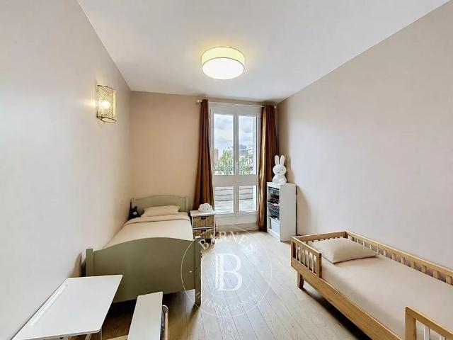 Tout savoir sur cet appartement dans le quartier Wilson Rivay, à Levallois Perret