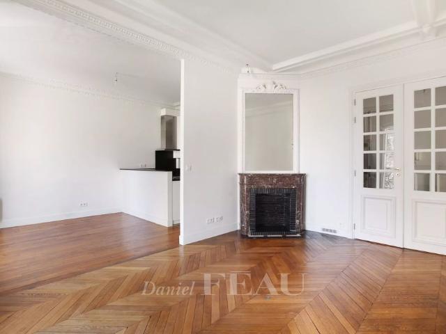 Tout savoir sur cet appartement dans le quartier Ternes Maillot, à Paris 17ème