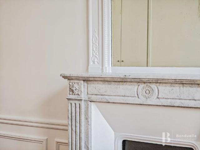 Tout savoir sur cet appartement dans le quartier Ternes Maillot, à Paris 17ème