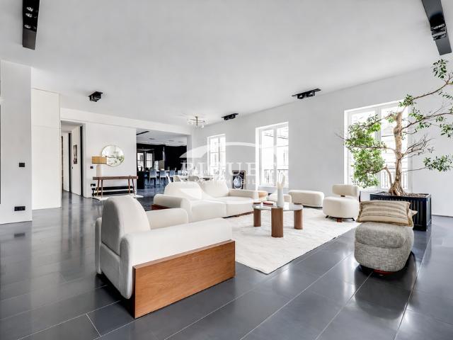 Tout savoir sur cet appartement dans le quartier Vivienne Gaillon, à Paris 2ème