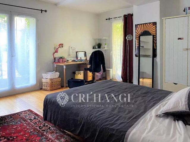 Tout savoir sur cet appartement dans le quartier Vieux Pecq Cité, à Le Pecq