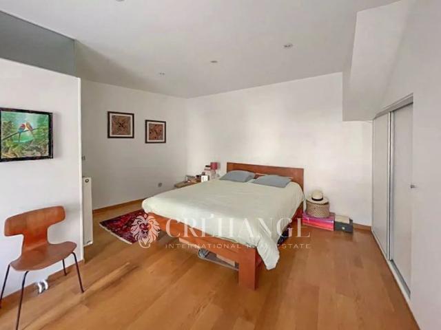 Tout savoir sur cet appartement dans le quartier Vieux Pecq Cité, à Le Pecq