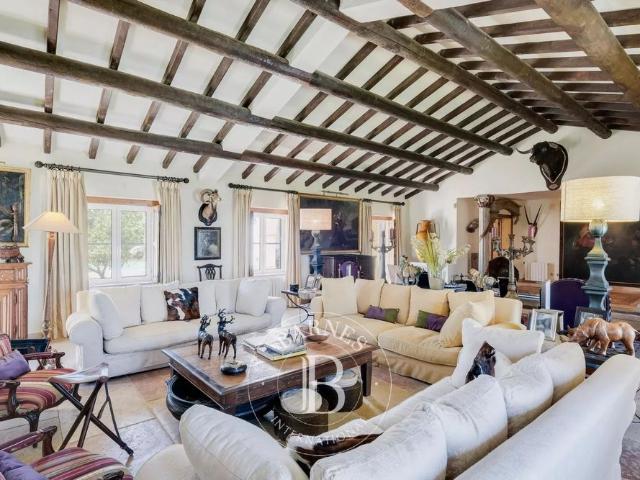 Tout savoir sur cette maison Monforte