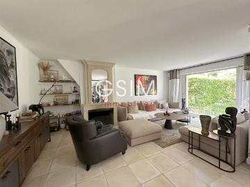 Tout savoir sur cette maison à La Celle Saint Cloud