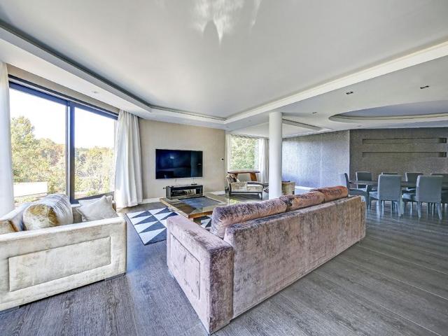 Tout savoir sur cette maison à La Celle Saint Cloud