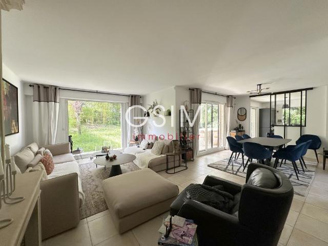 Tout savoir sur cette maison à La Celle Saint Cloud