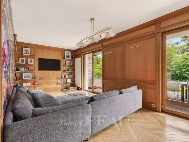 Tout savoir sur cette maison à Les Loges en Josas