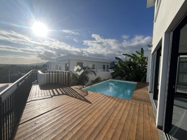 Tout savoir sur cette maison à Saint Pierre