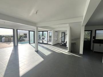 Tout savoir sur cette maison à Saint Pierre