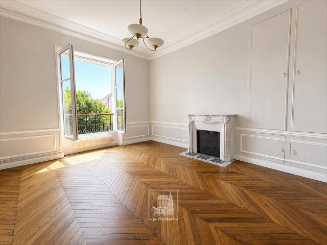 Tout savoir sur cette maison à Sèvres