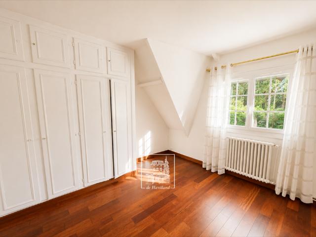 Tout savoir sur cette maison à Vaucresson