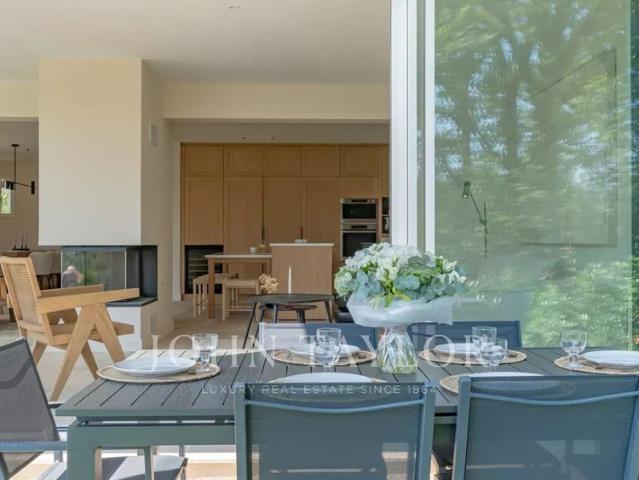 Tout savoir sur cette maison à Valbonne